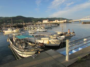 台風つなぎ 台風つなぎ