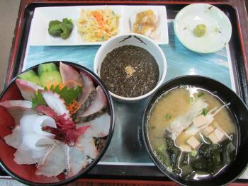 海鮮丼